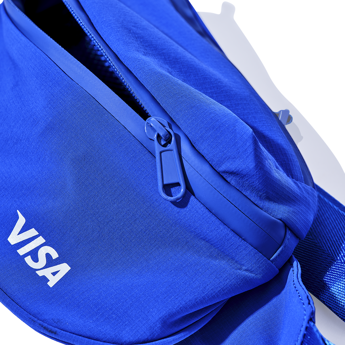 BumBag-Visa-Detail-1200.png