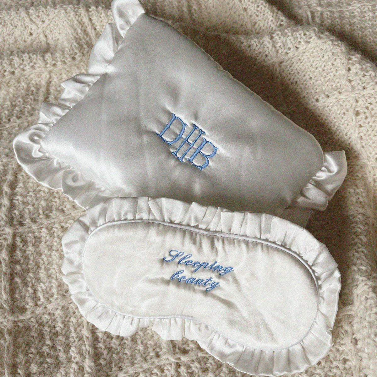 Ruffle Eye Mask & Pouch