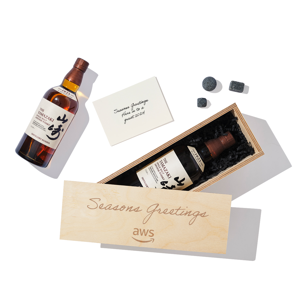 Whisky-Wooden-Hamper_9630f892-6ac4-4052-b824-7b1086111d98.png